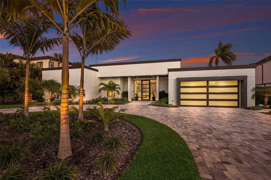 Property photo for 635 MOURNING DOVE DRIVE, Sarasota, FL