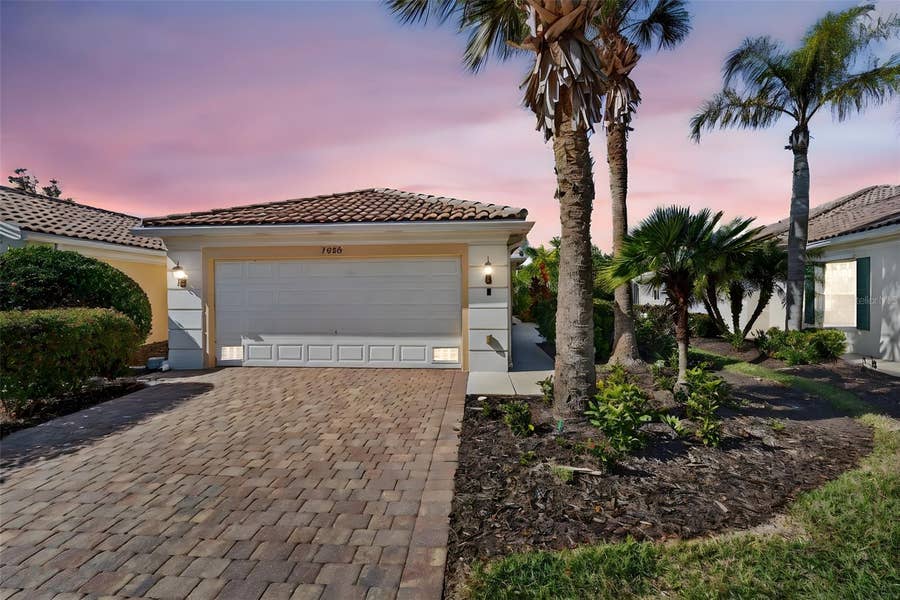Property photo for 7526 QUINTO DRIVE, Sarasota, FL