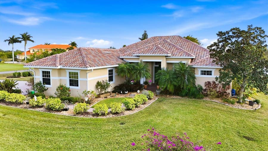 Property photo for 6151 9TH AVENUE CIRCLE NE, Bradenton, FL