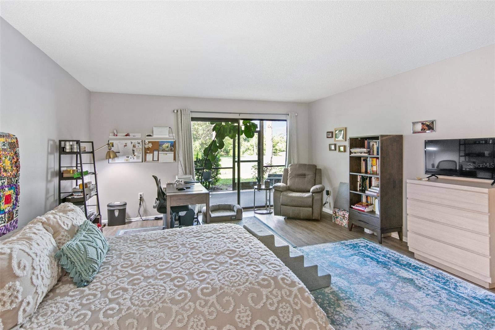 611 WOODLAWN DRIVE, #611, Bradenton, FL 34210 611 WOODLAWN DRIVE, #611, Bradenton, FL 34210