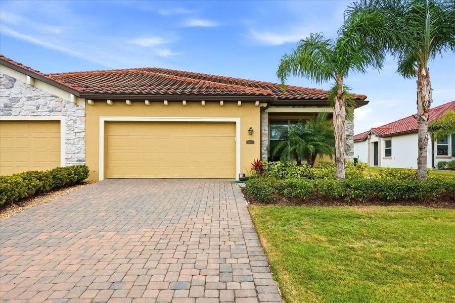 Property photo for 2611 AVOLET COURT, Bradenton, FL