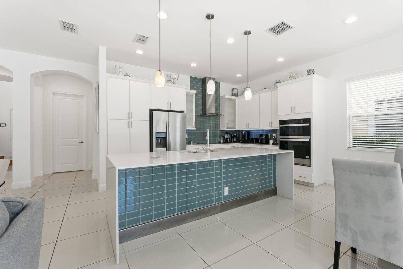 1437 FAIRVIEW CIRCLE, Reunion, FL 34747