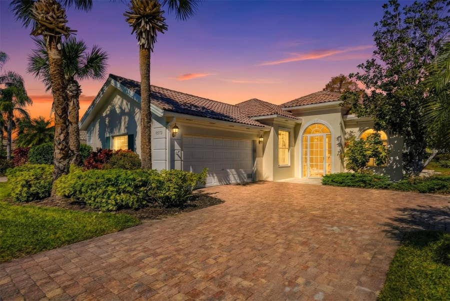 Property photo for 5573 LUCIA PLACE, Sarasota, FL