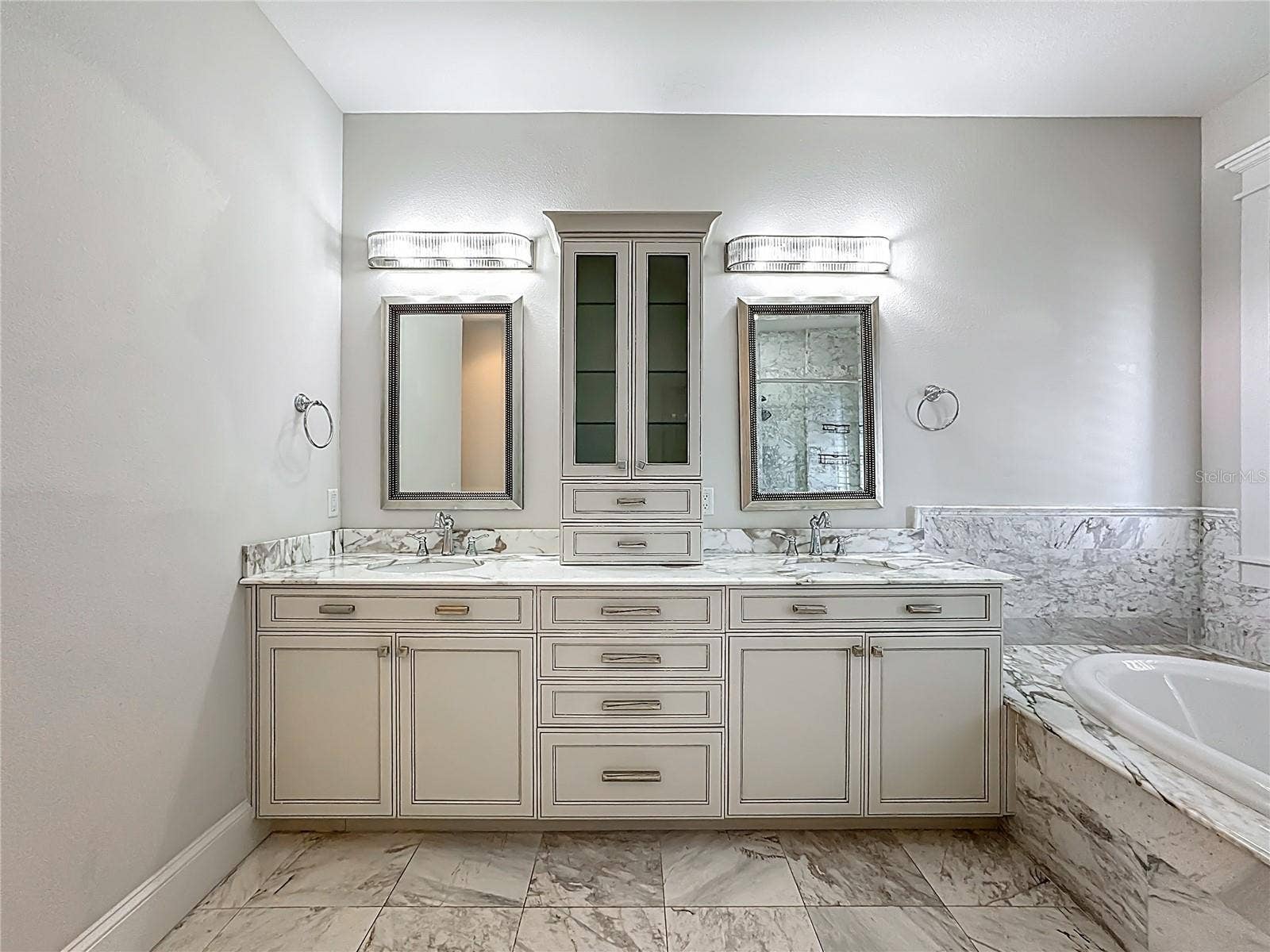 529 77TH STREET, Holmes Beach, FL 34217 529 77TH STREET, Holmes Beach, FL 34217