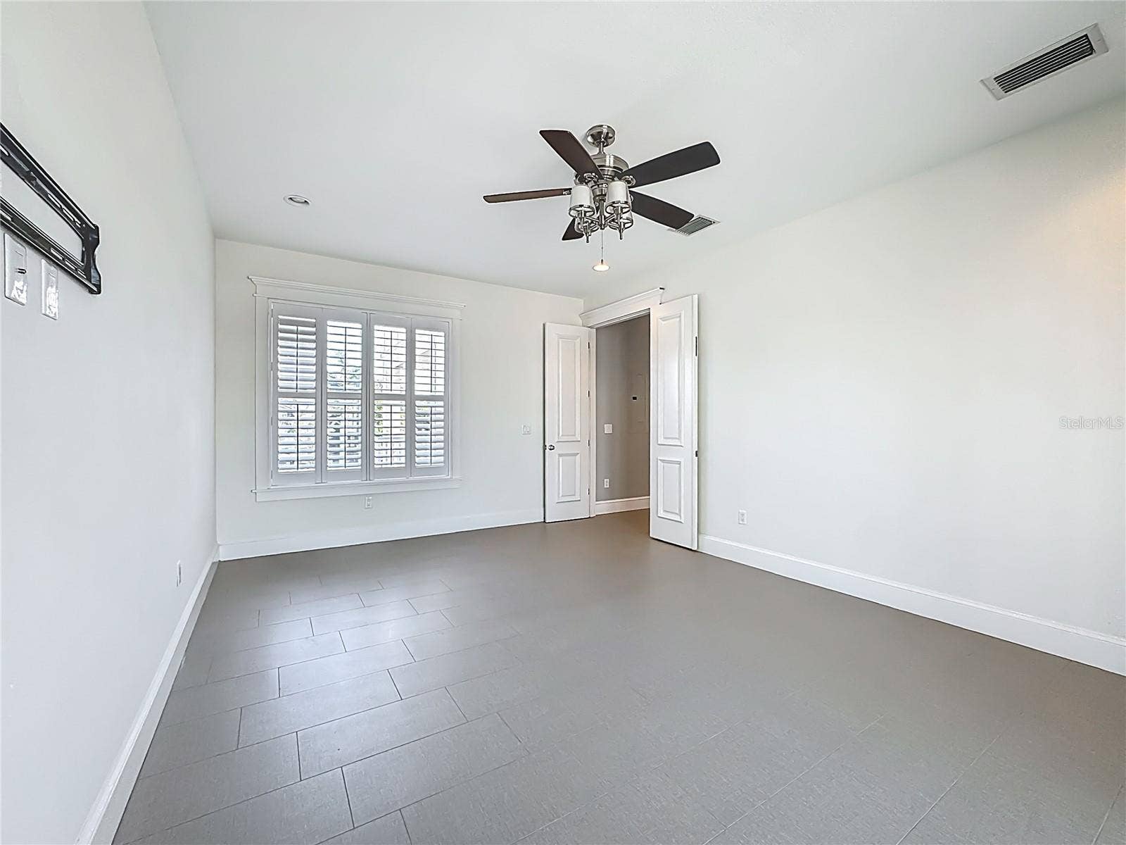 529 77TH STREET, Holmes Beach, FL 34217 529 77TH STREET, Holmes Beach, FL 34217