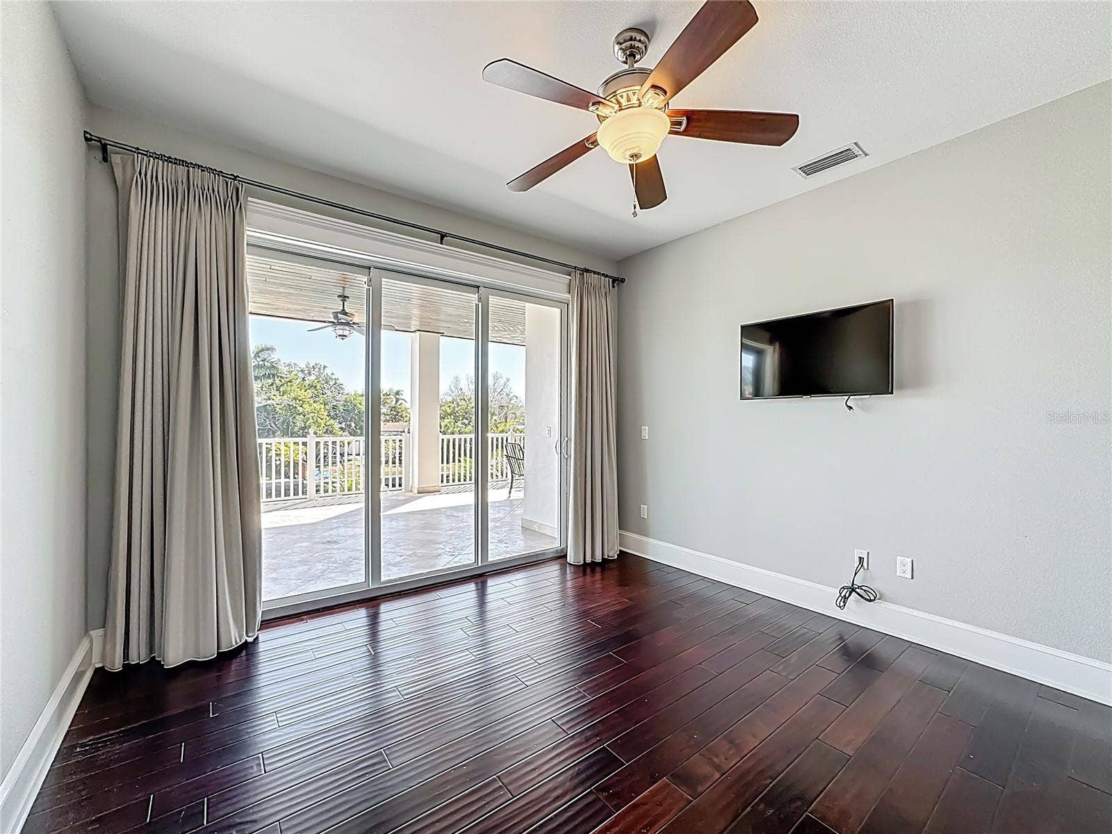 529 77TH STREET, Holmes Beach, FL 34217 529 77TH STREET, Holmes Beach, FL 34217