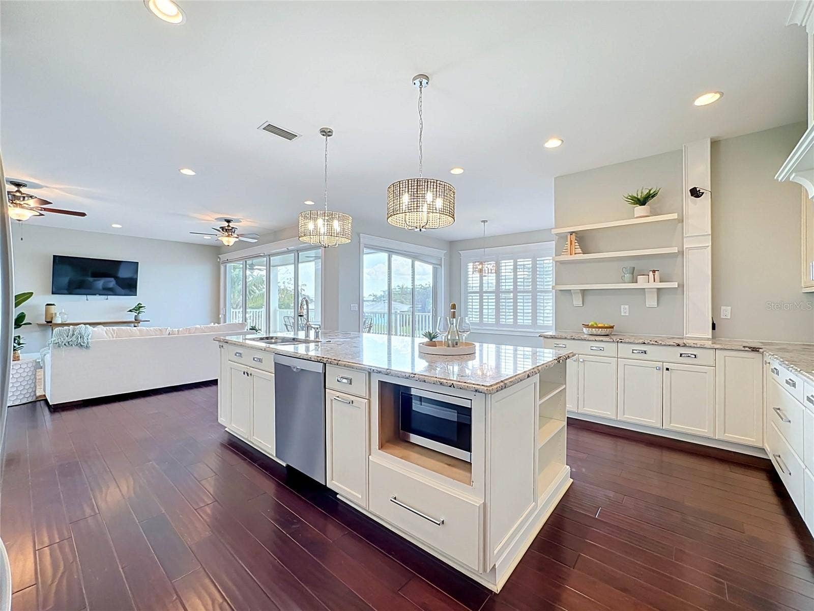 529 77TH STREET, Holmes Beach, FL 34217 529 77TH STREET, Holmes Beach, FL 34217