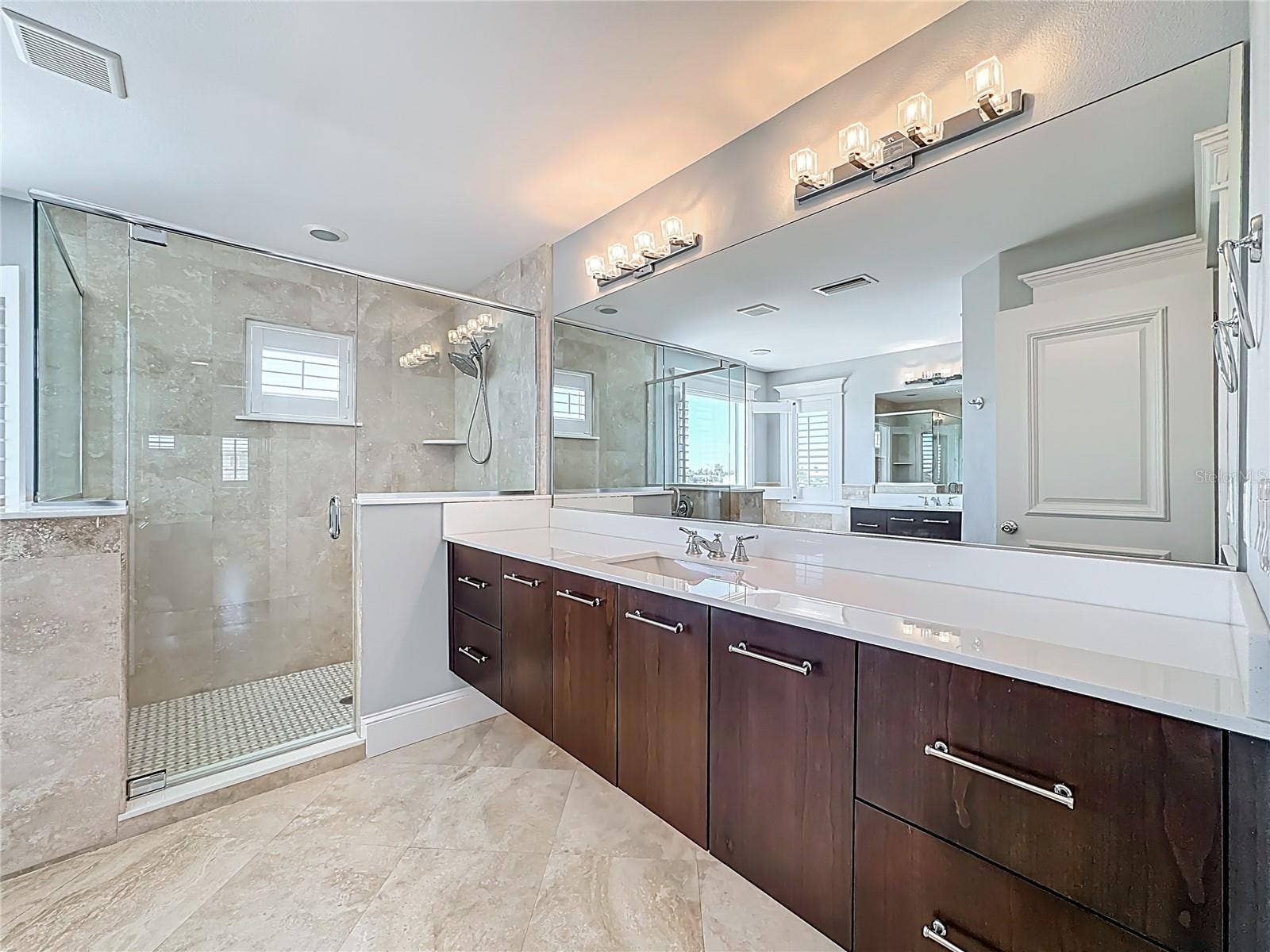529 77TH STREET, Holmes Beach, FL 34217 529 77TH STREET, Holmes Beach, FL 34217