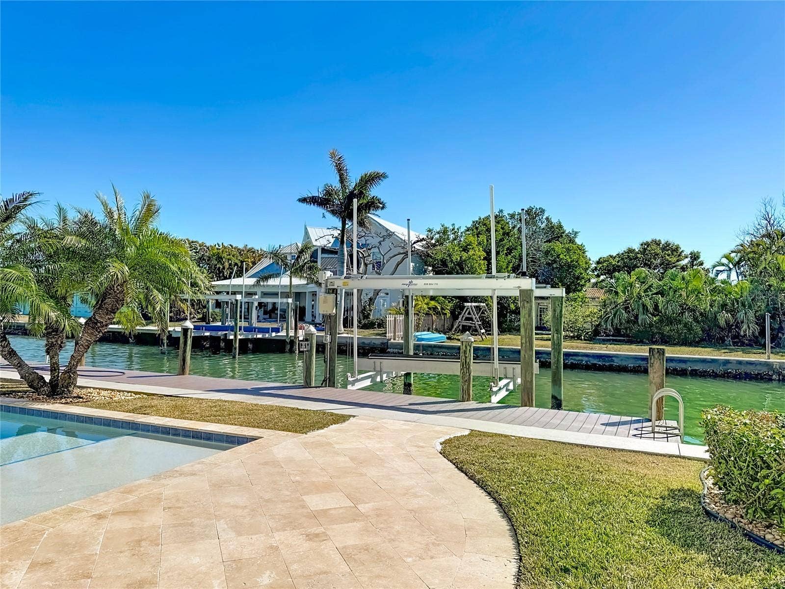 529 77TH STREET, Holmes Beach, FL 34217 529 77TH STREET, Holmes Beach, FL 34217
