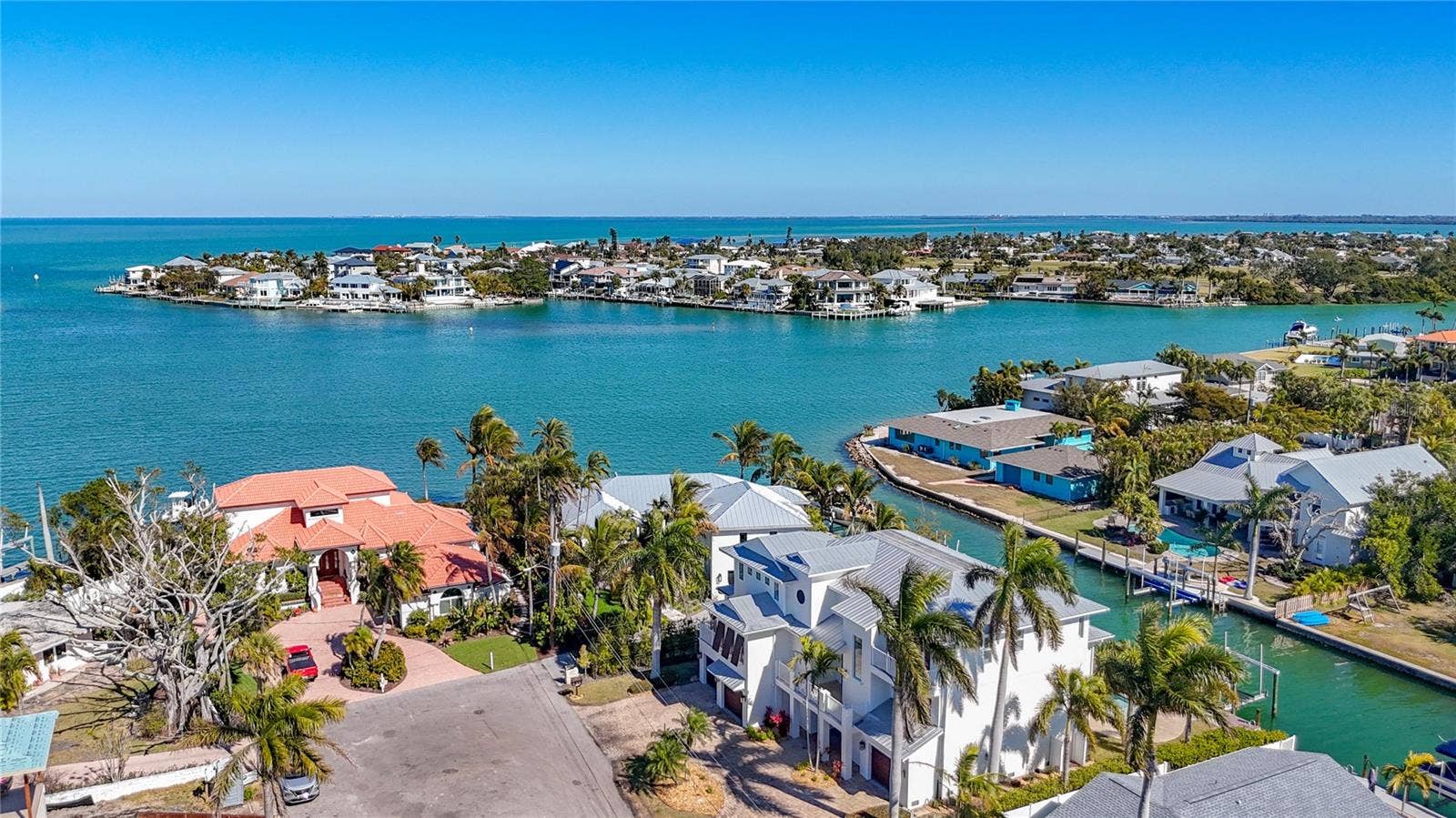 529 77TH STREET, Holmes Beach, FL 34217 529 77TH STREET, Holmes Beach, FL 34217
