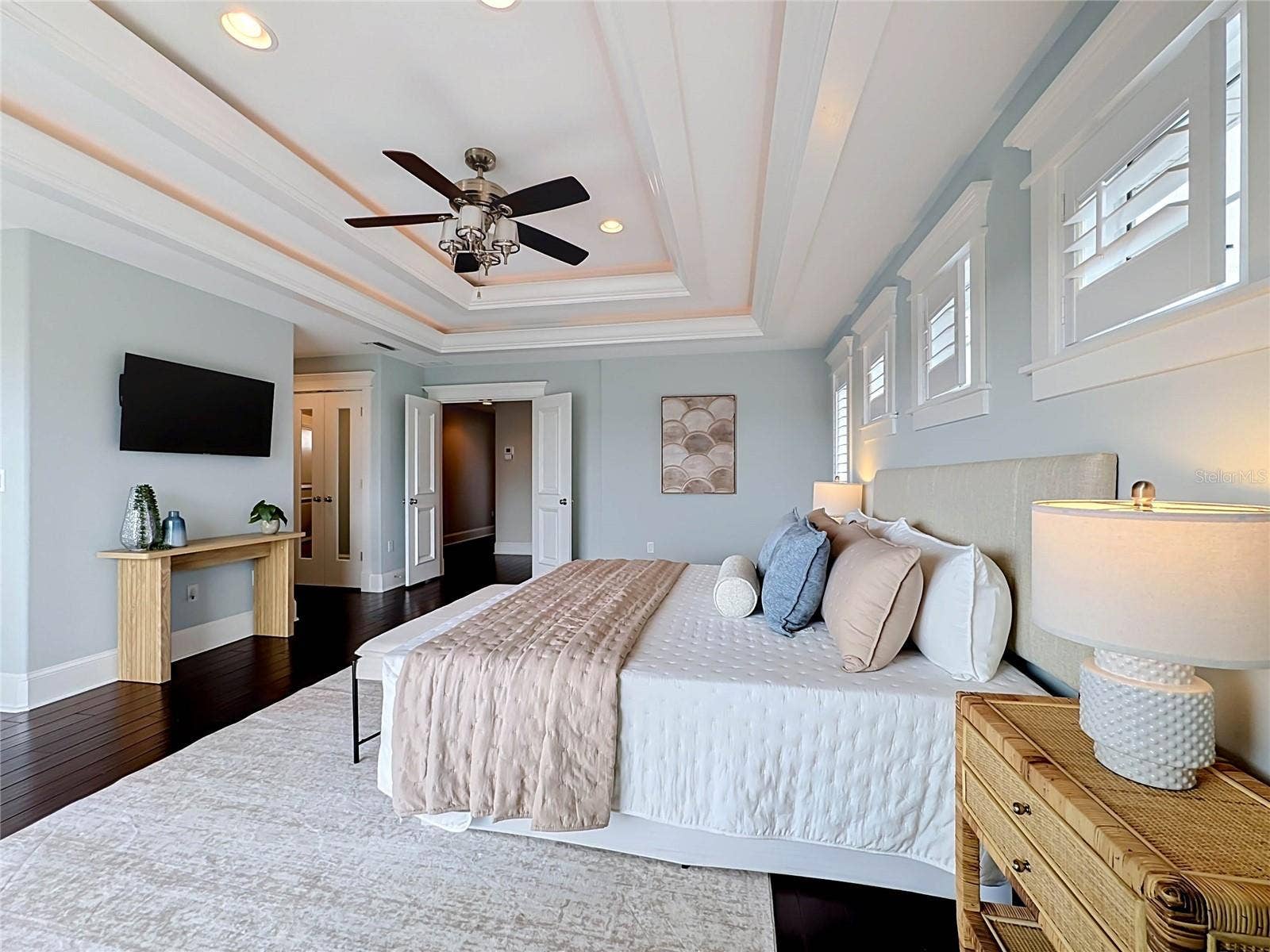 529 77TH STREET, Holmes Beach, FL 34217 529 77TH STREET, Holmes Beach, FL 34217