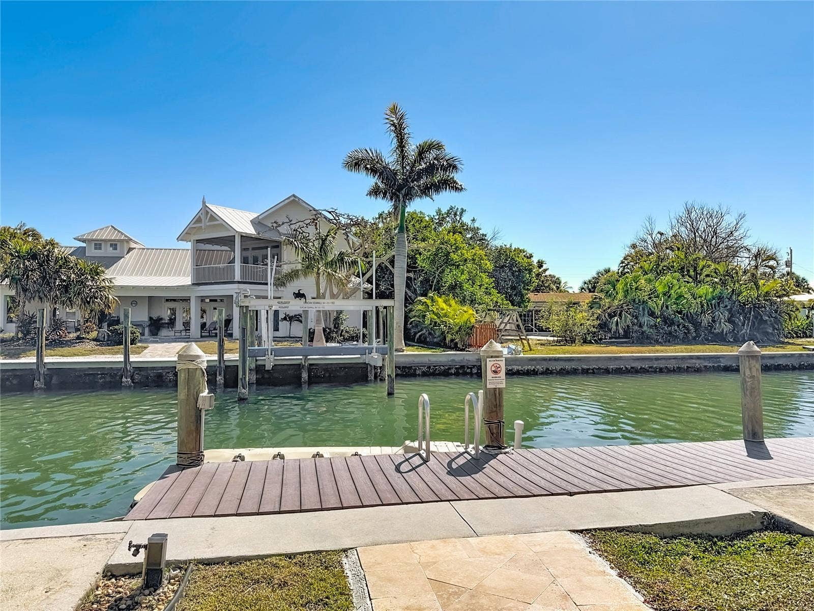 529 77TH STREET, Holmes Beach, FL 34217 529 77TH STREET, Holmes Beach, FL 34217