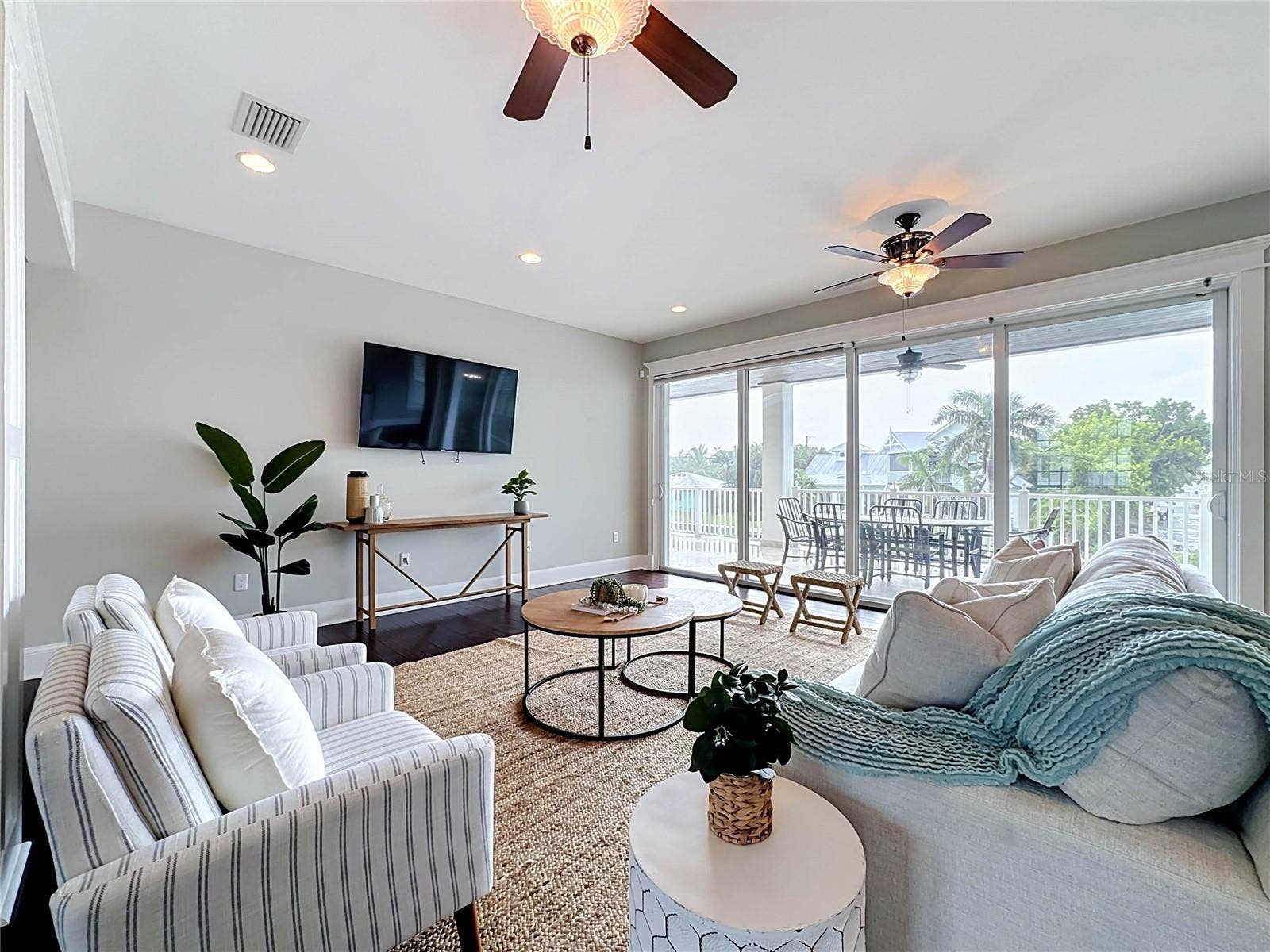 529 77TH STREET, Holmes Beach, FL 34217 529 77TH STREET, Holmes Beach, FL 34217