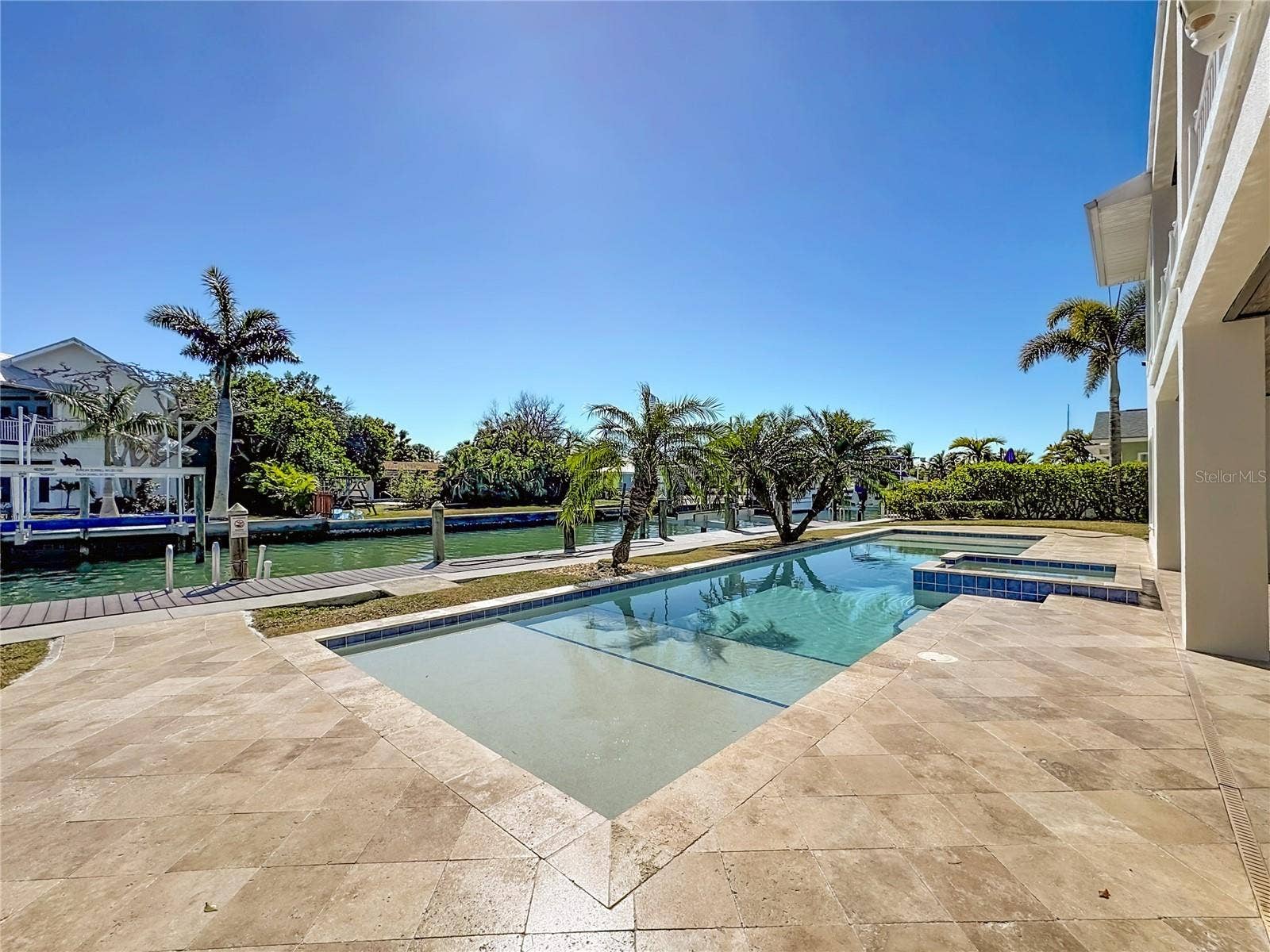 529 77TH STREET, Holmes Beach, FL 34217 529 77TH STREET, Holmes Beach, FL 34217