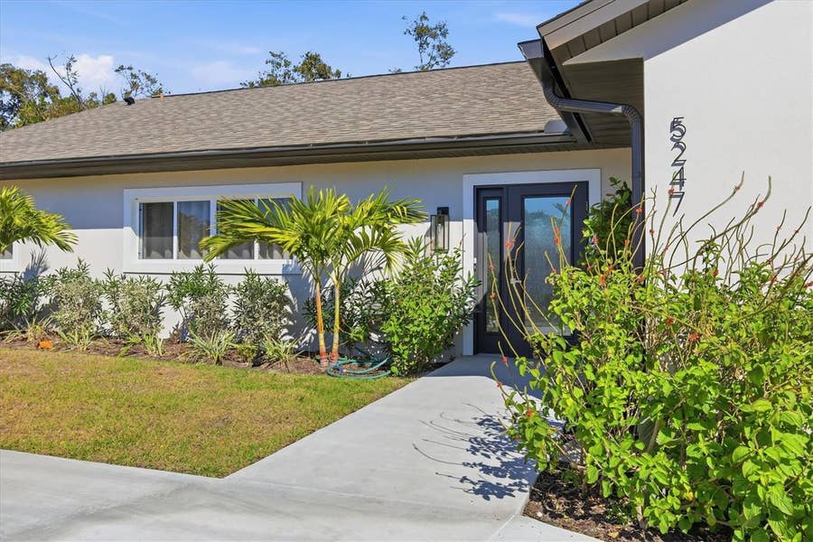 Property photo for 5247 CARMILFRA DRIVE, Sarasota, FL
