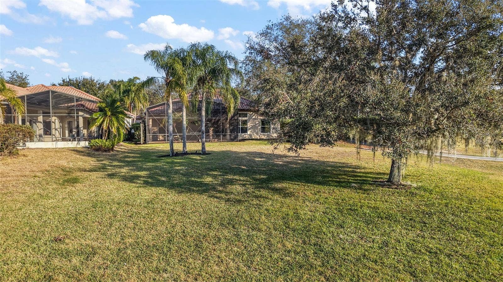 9930 SANTA BARBARA COURT, Howey In The Hills, FL 34737 9930 SANTA BARBARA COURT, Howey In The Hills, FL 34737