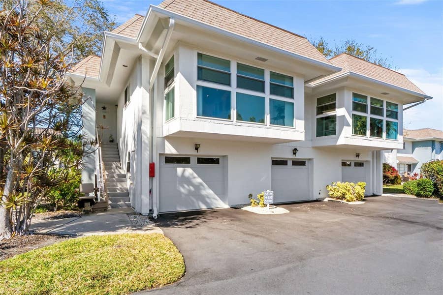 Property photo for 531 SUTTON PLACE, Longboat Key, FL