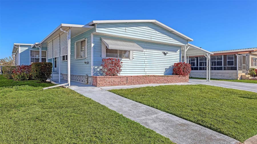 Property photo for 203 50TH AVENUE PLAZA E, Bradenton, FL