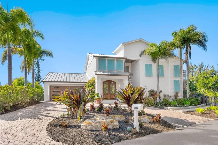 Property photo for 6934 BELGRAVE DRIVE, Siesta Key, FL