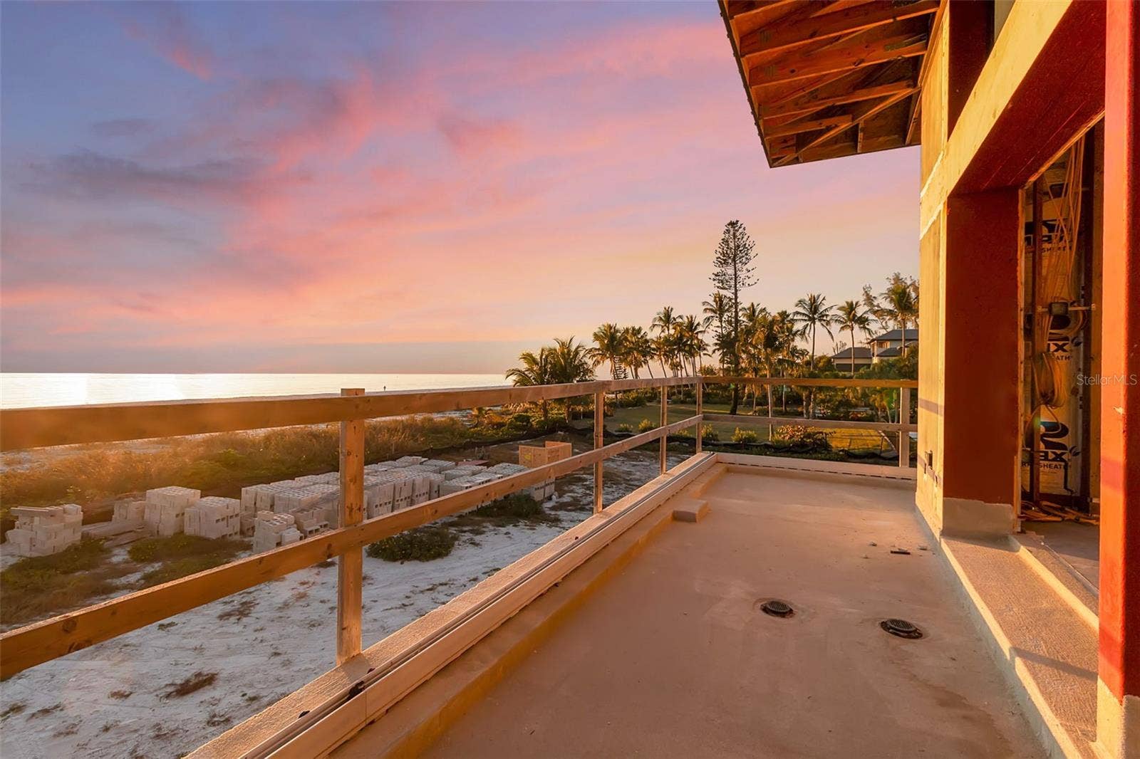 5965 GULF OF MEXICO DRIVE, Longboat Key, FL 34228 Second Story Patio