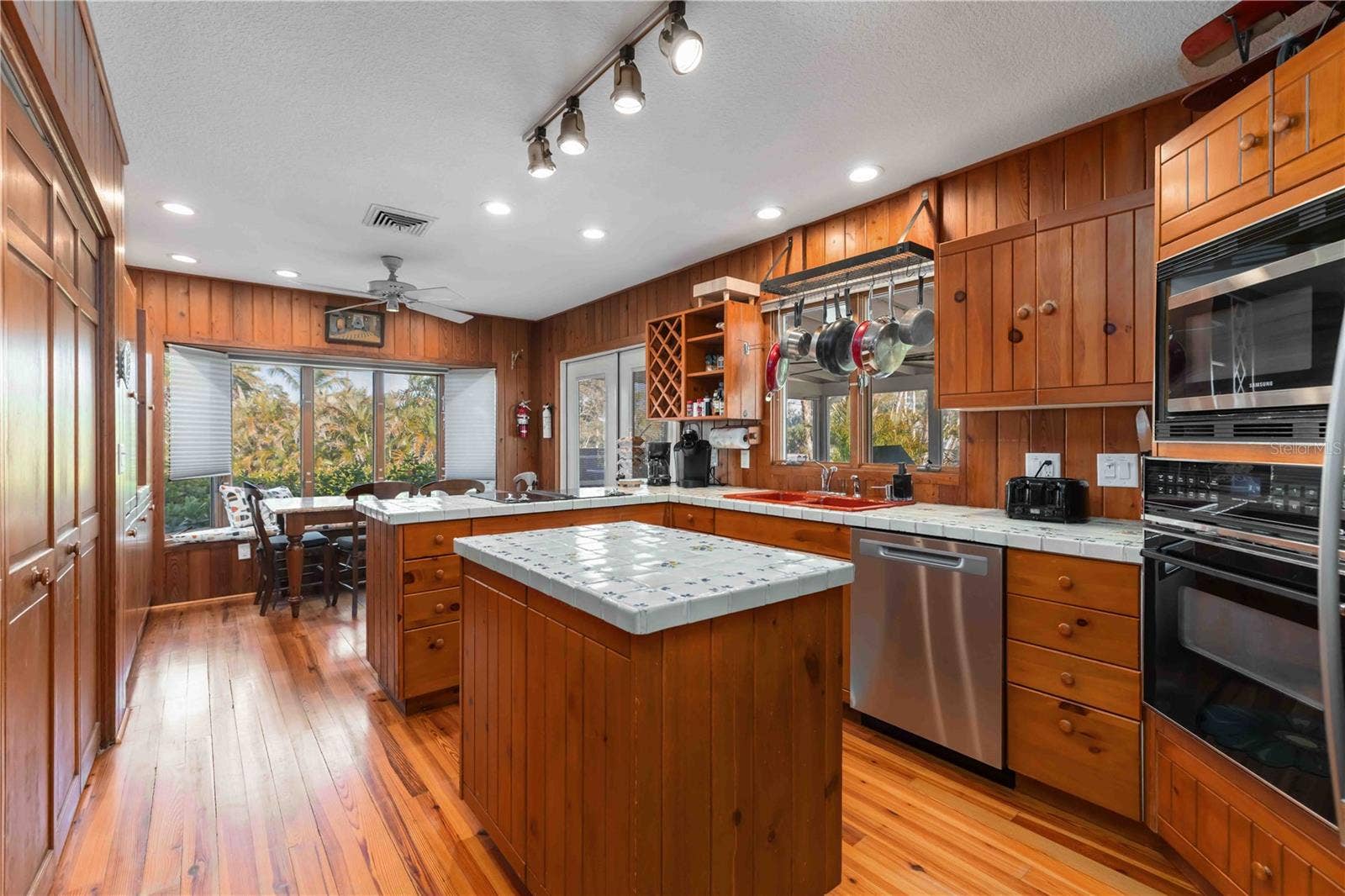 6680 GULF OF MEXICO DRIVE, Longboat Key, FL 34228 6680 GULF OF MEXICO DRIVE, Longboat Key, FL 34228