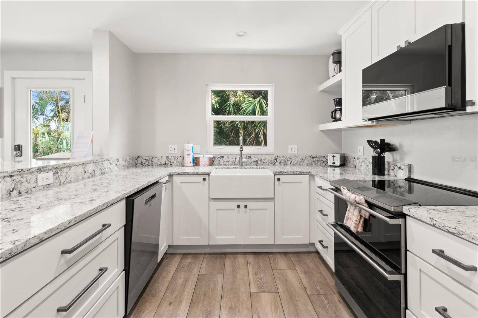 403 N BAY BOULEVARD, Anna Maria, FL 34216 403 N BAY BOULEVARD, Anna Maria, FL 34216