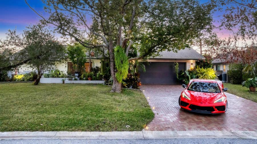 Property photo for 4076 SOUTHWELL WAY, Sarasota, FL