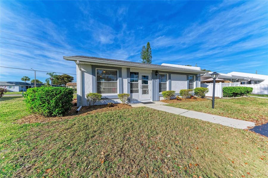Property photo for 4006 36TH AVENUE DRIVE W, Bradenton, FL