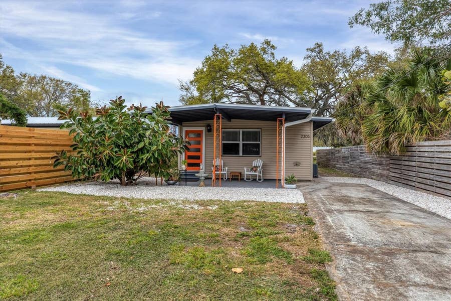 Property photo for 2305 NOVUS STREET, Sarasota, FL