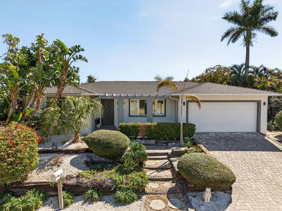 Property photo for 550 DE NARVAEZ DRIVE, Longboat Key, FL