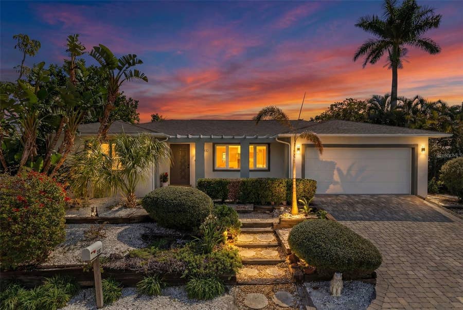Property photo for 550 DE NARVAEZ DRIVE, Longboat Key, FL