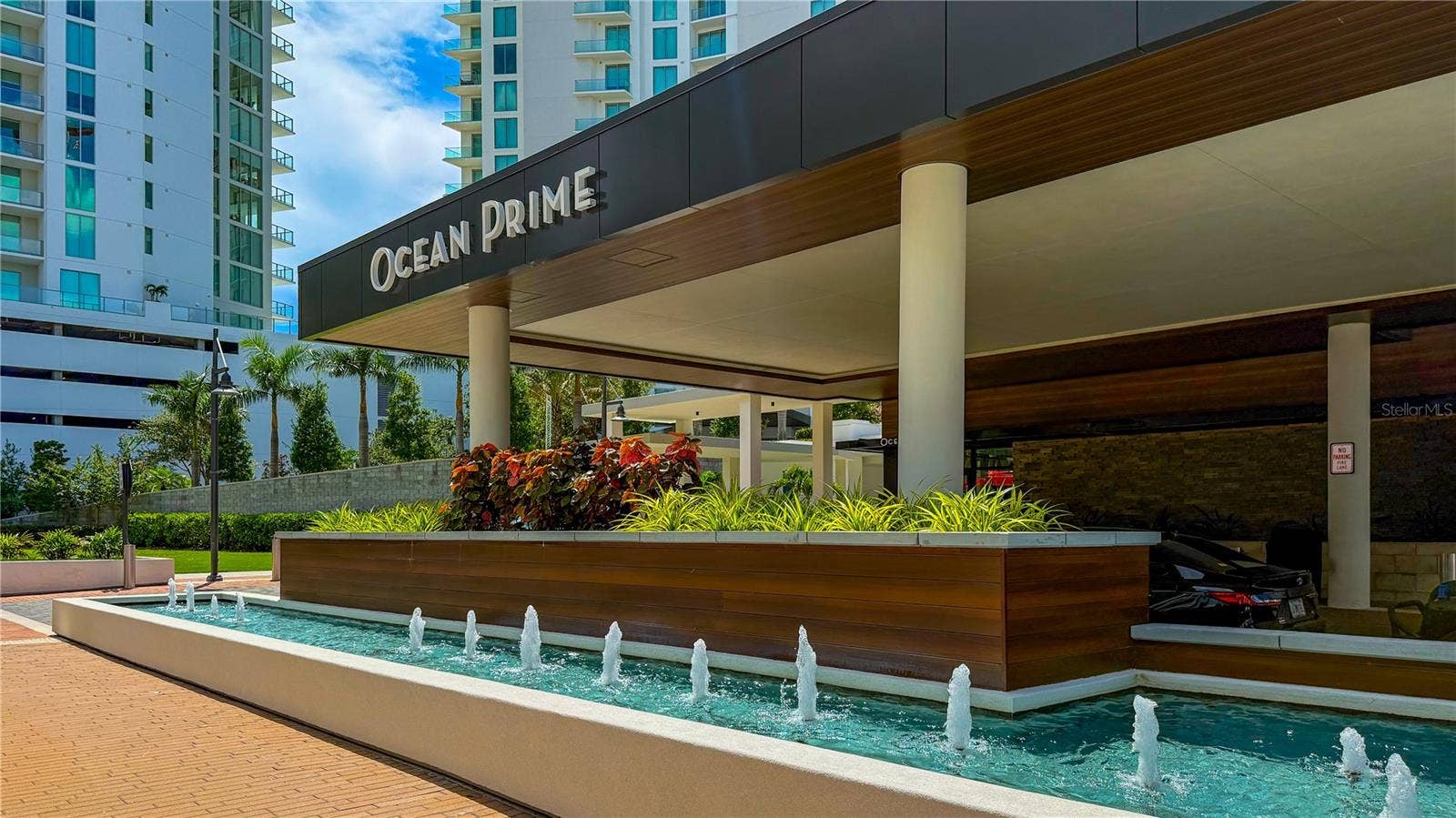 1305 4TH STREET, #502E, Sarasota, FL 34236 3-Blocks from Ocean Prime Restaurant