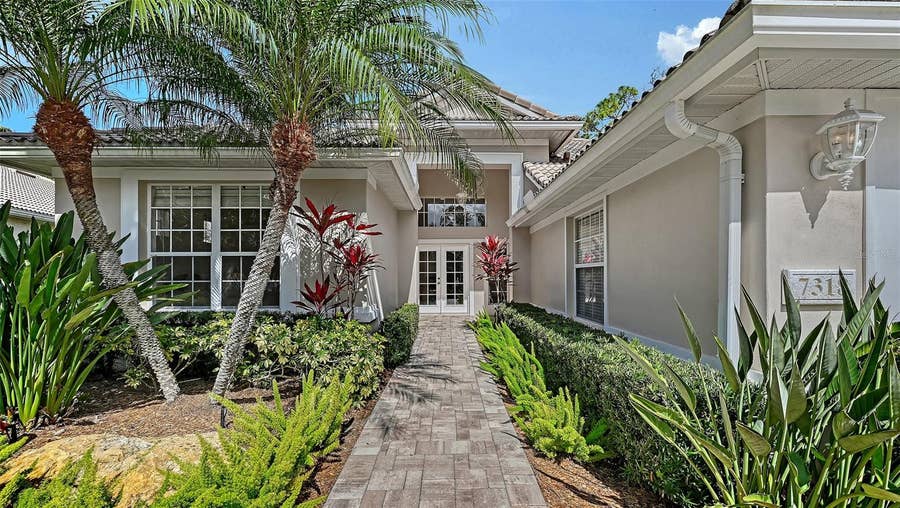 Property photo for 7318 WINDEMERE LANE, University Park, FL