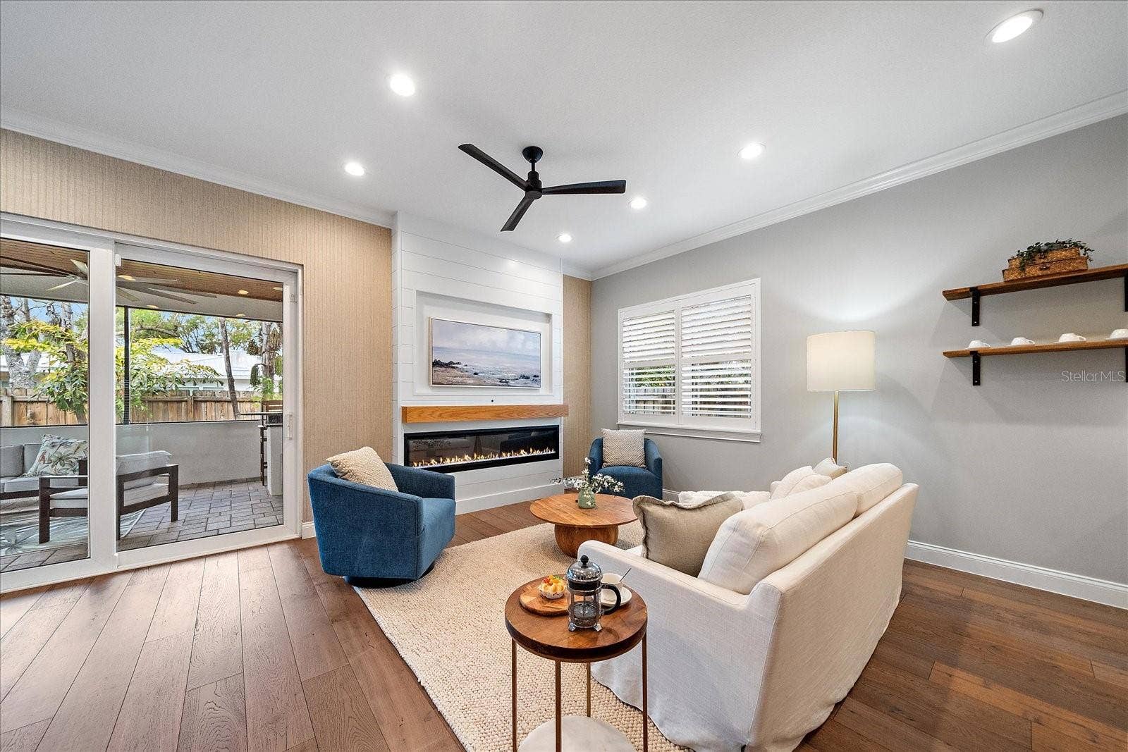 2207 WISTERIA STREET, Sarasota, FL 34239 Living Room - 1st Floor