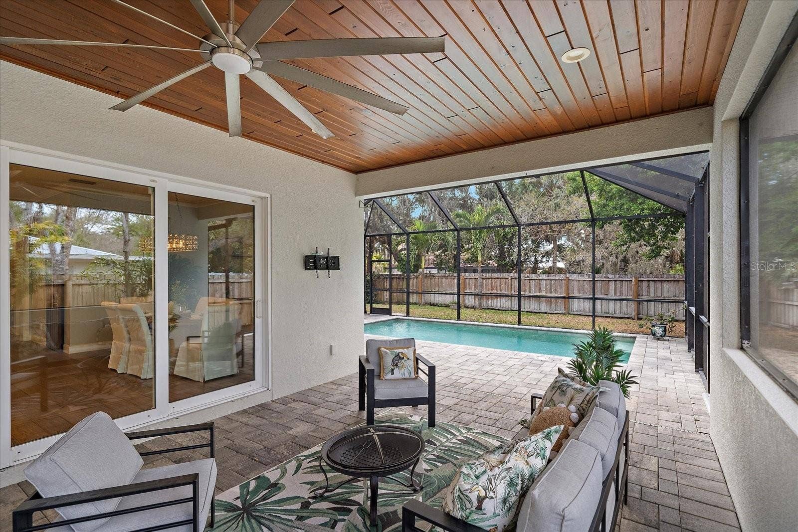 2207 WISTERIA STREET, Sarasota, FL 34239 Outdoor Kitchen & Covered/Screened Paver Lanai