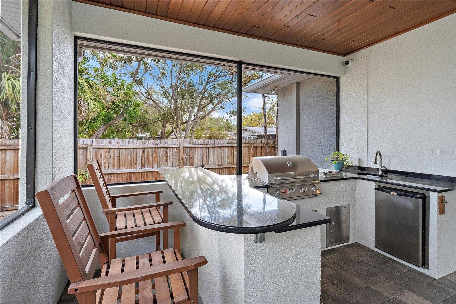 2207 WISTERIA STREET, Sarasota, FL 34239 Outdoor Kitchen