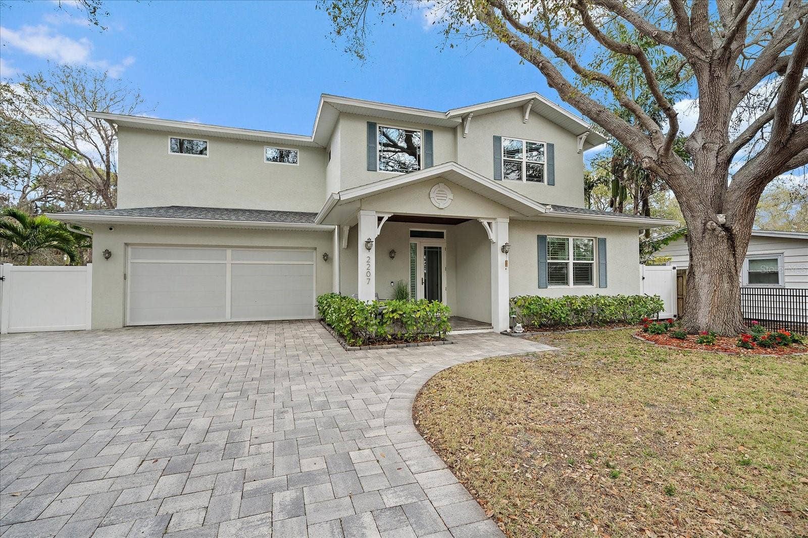 2207 WISTERIA STREET, Sarasota, FL 34239 Front of Home - Paver Driveway