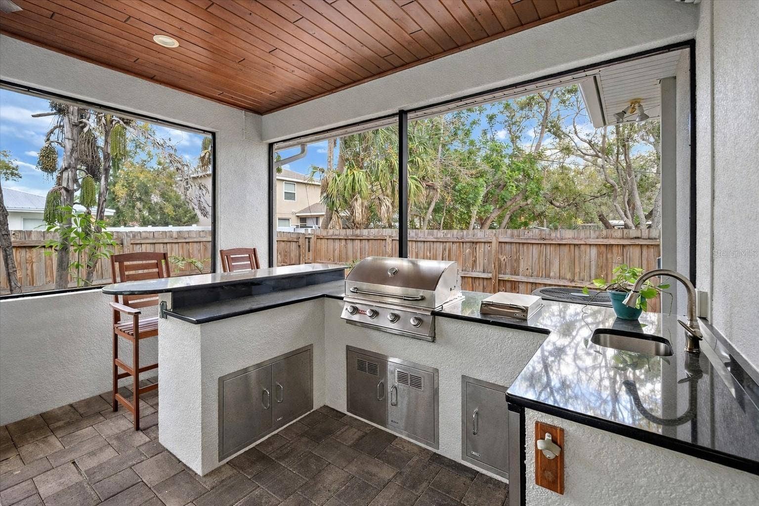 2207 WISTERIA STREET, Sarasota, FL 34239 Outdoor Kitchen