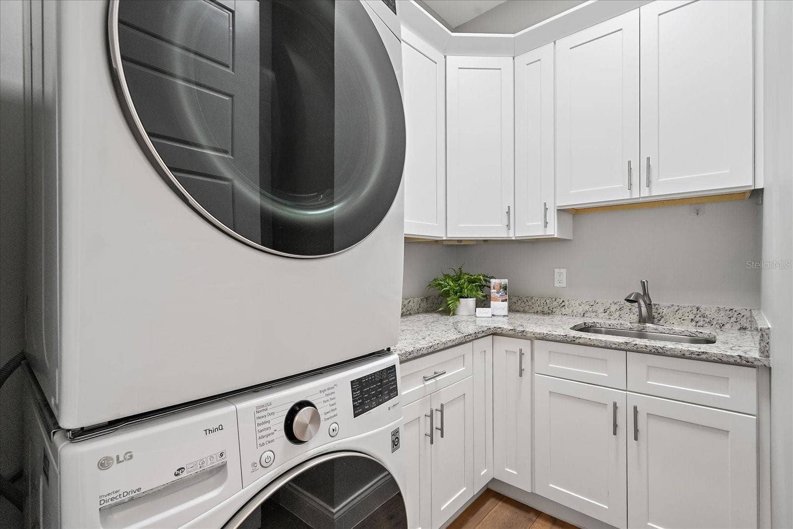 2207 WISTERIA STREET, Sarasota, FL 34239 Laundry Room - 1st Floor
