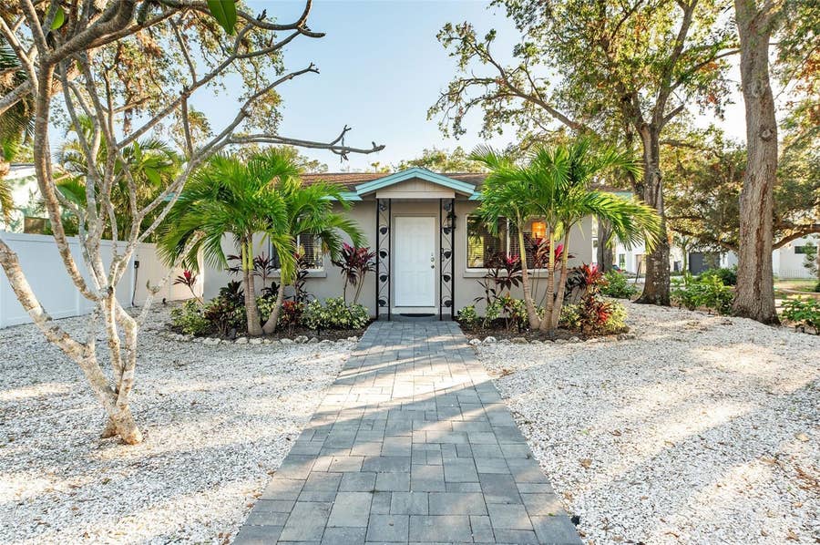 Property photo for 1704 WISCONSIN LANE, Sarasota, FL