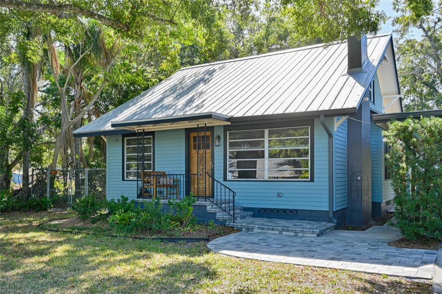 Property photo for 2408 HILLVIEW STREET, Sarasota, FL