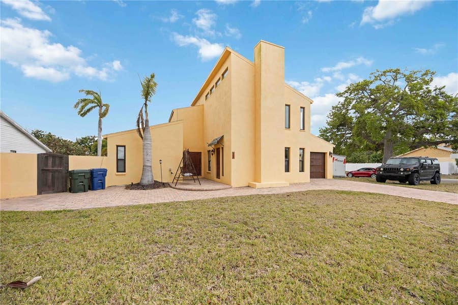 Property photo for 6515 MAUNA LOA BOULEVARD, Sarasota, FL