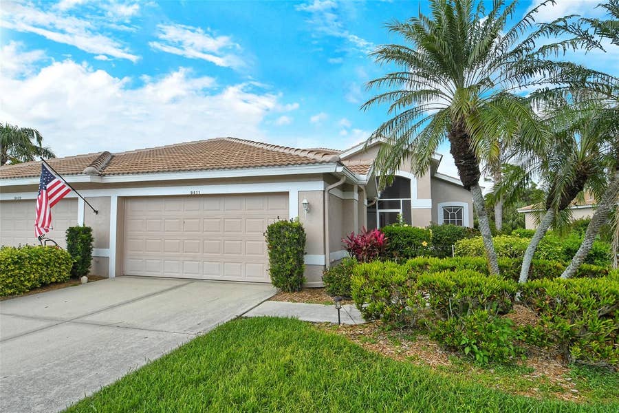 Property photo for 9411 FOREST HILLS CIRCLE, Sarasota, FL