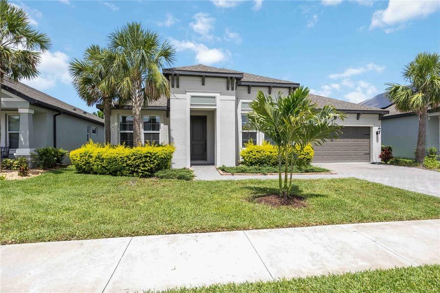 Property photo for 918 FERNLEAF RUN, Bradenton, FL