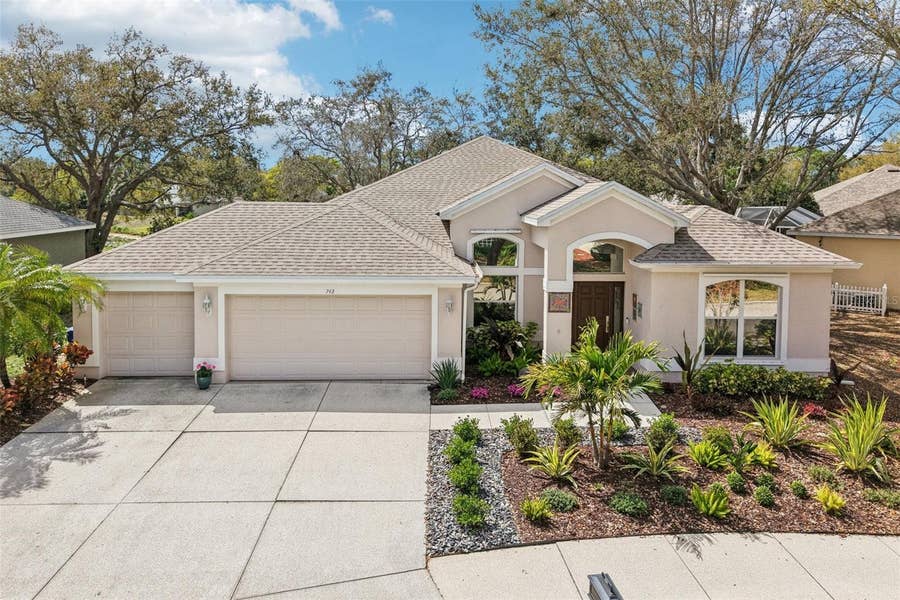 Property photo for 742 SHORECREST DRIVE, Sarasota, FL