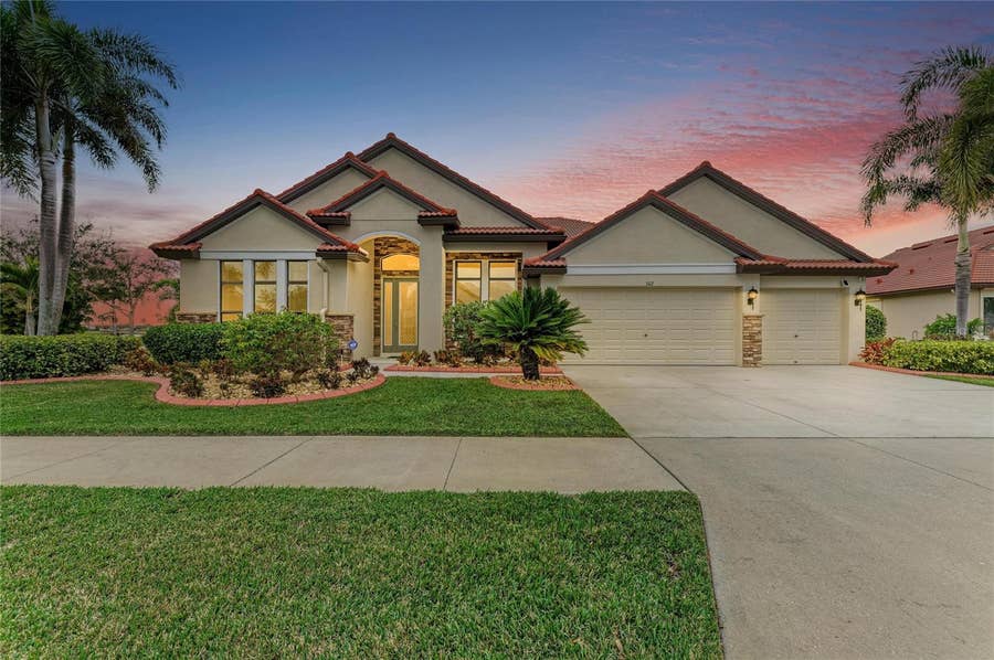 Property photo for 302 COCKLE SHELL LOOP, Apollo Beach, FL