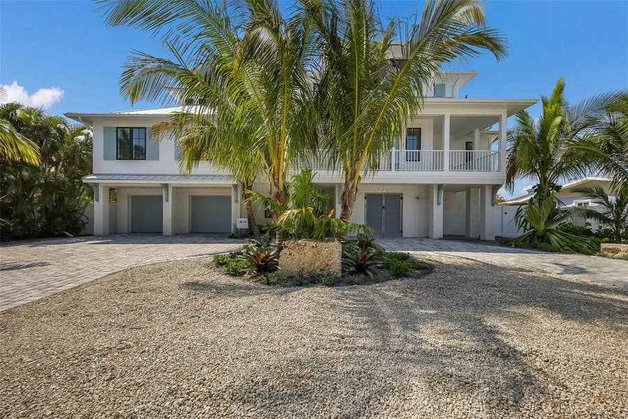 Property photo for 227 S HARBOR DRIVE, Holmes Beach, FL