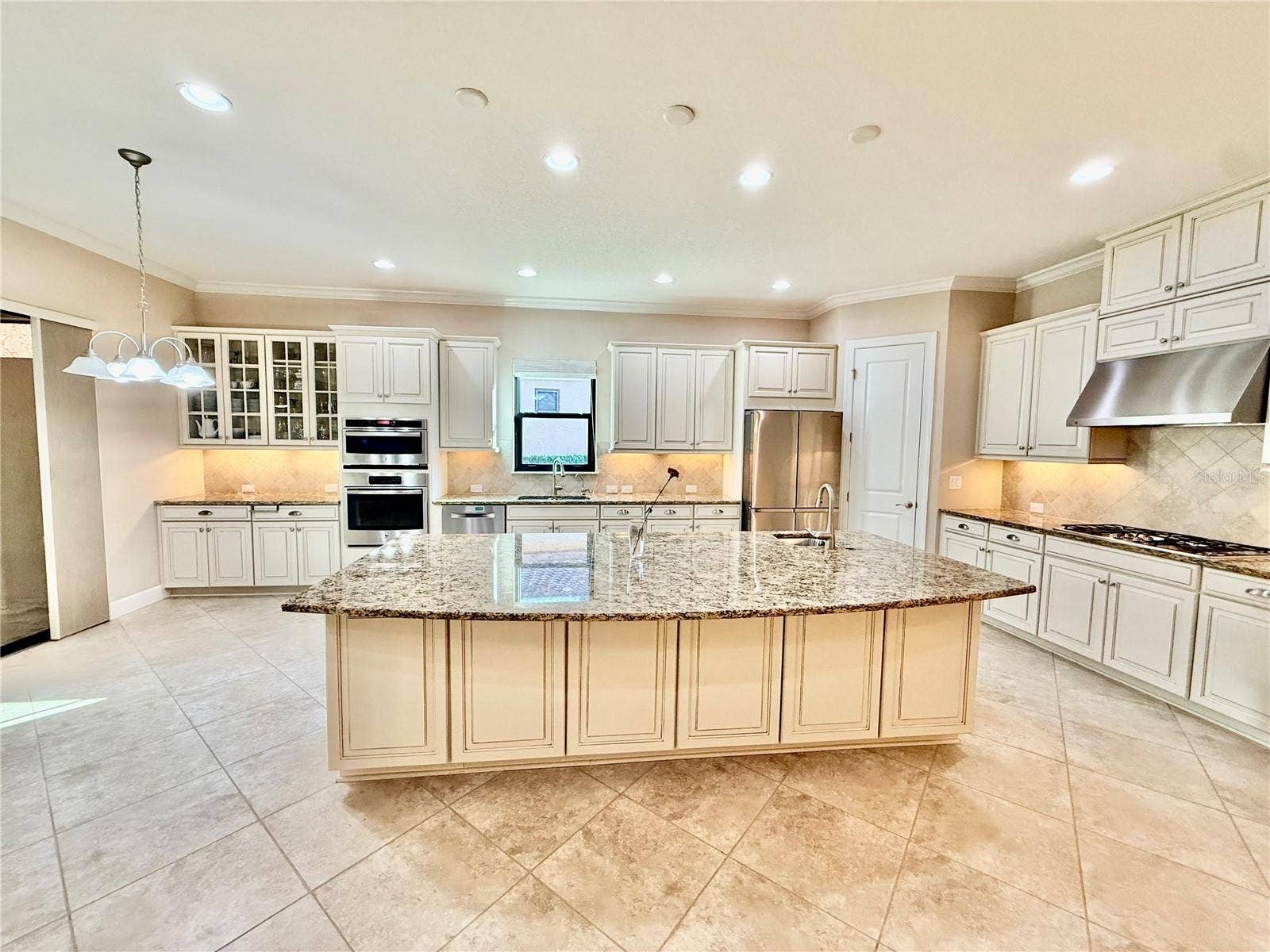 10107 WICKER PARK PLACE, Palmetto, FL 34221