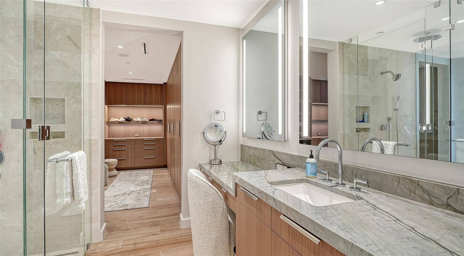 1561 GULF OF MEXICO DRIVE, #404, Longboat Key, FL 34228 1561 GULF OF MEXICO DRIVE, #404, Longboat Key, FL 34228