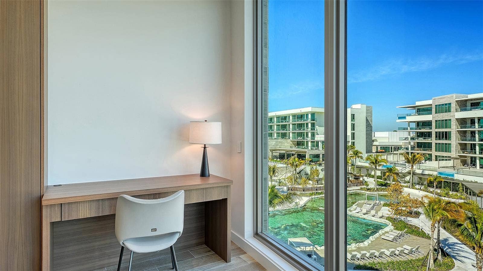1561 GULF OF MEXICO DRIVE, #404, Longboat Key, FL 34228 1561 GULF OF MEXICO DRIVE, #404, Longboat Key, FL 34228
